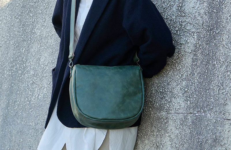 Kanmi｜軽量レザーバッグ「fuwari ショルダーバッグ」