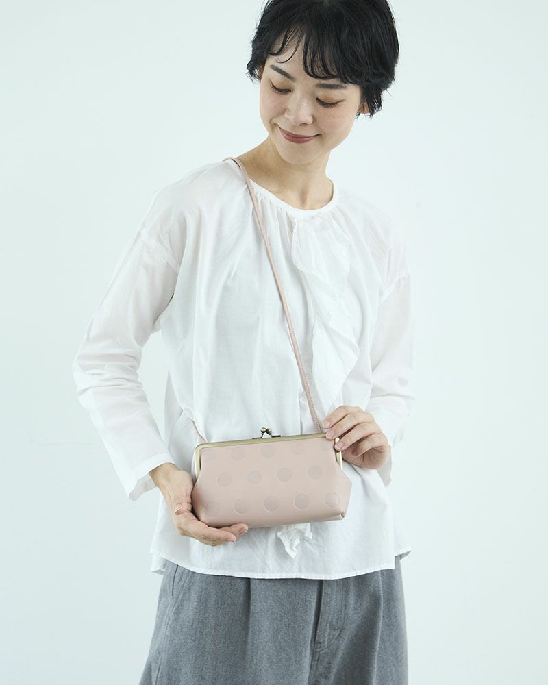 がま口ポシェットの色：ベビーピンク