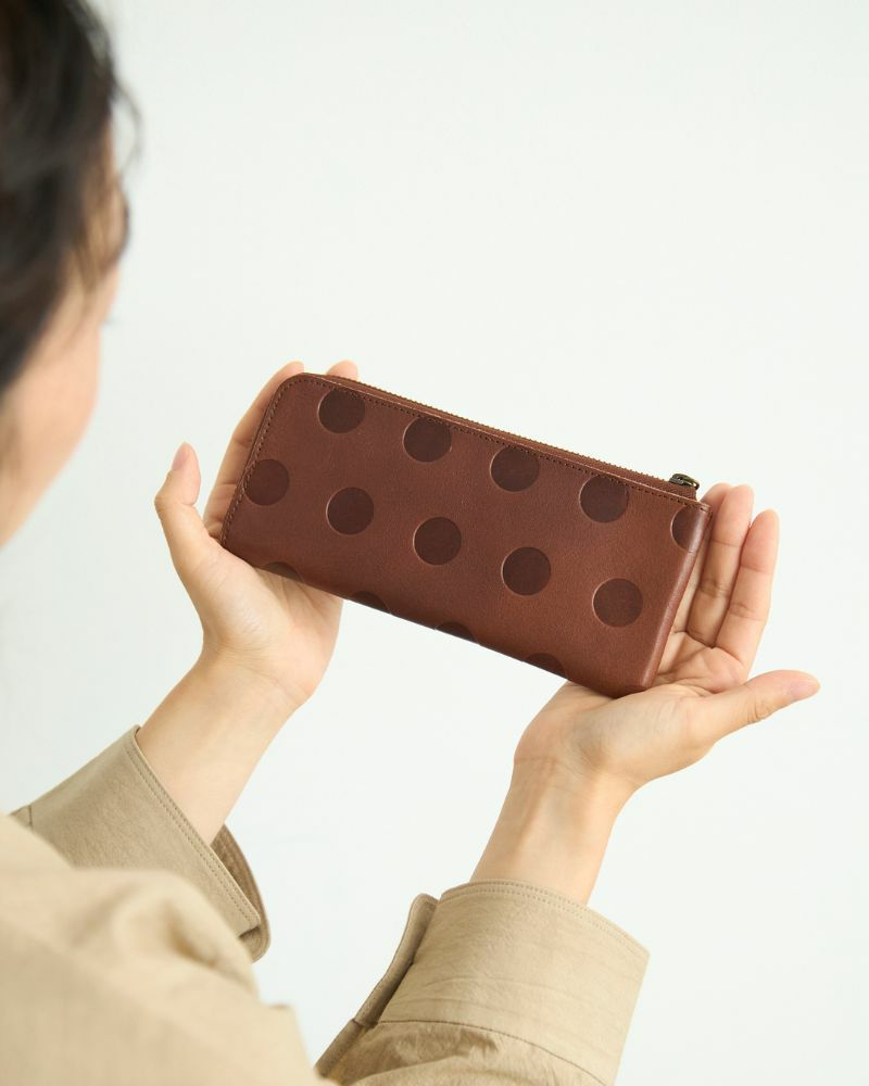 長財布の色：ダークブラウン