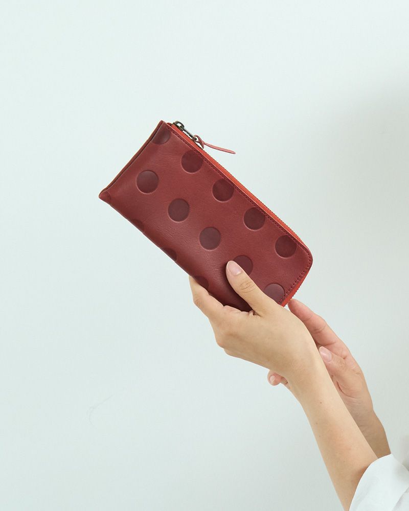 長財布の色：チェリーレッド