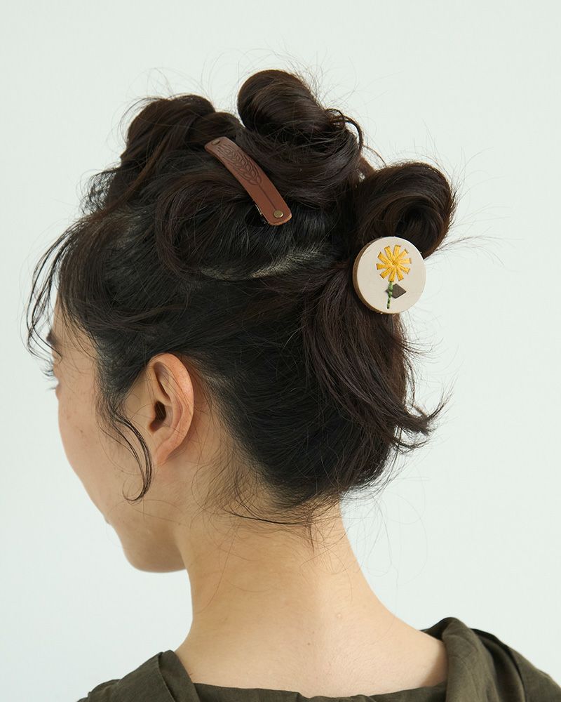 他のヘアアクセサリーと組みあわせてもオシャレ