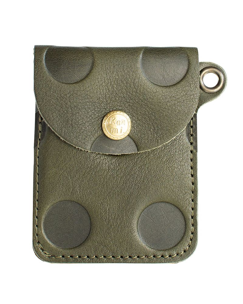 パスケースの色：オリーブグリーン