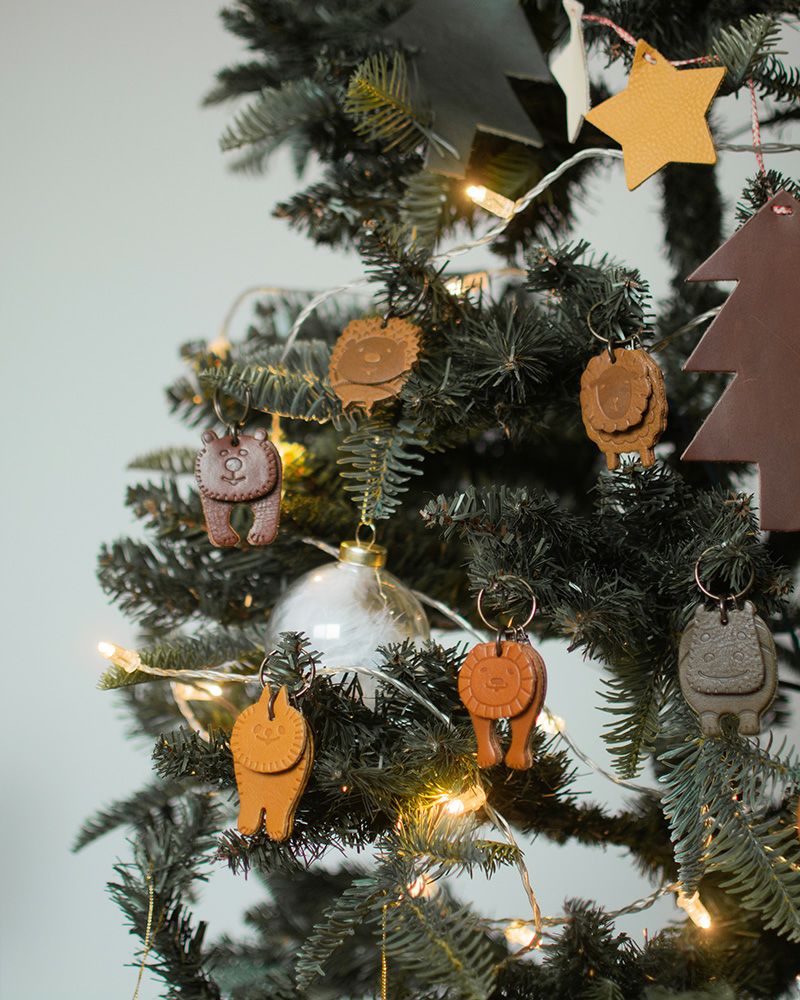 キーアクセサリーの種類：上から時計回りに　ハリネズミ・ヒツジ・カバ・ライオン・ネコ・クマ