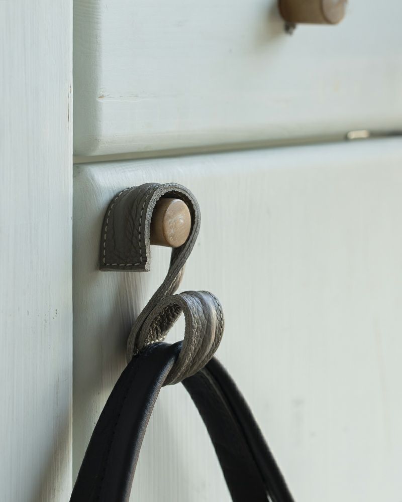 フリーフックの色：トープ