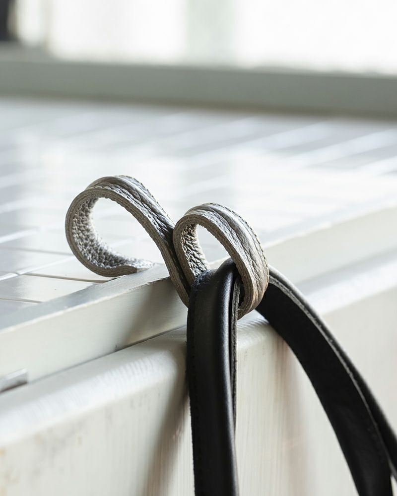 フリーフックの色：トープ