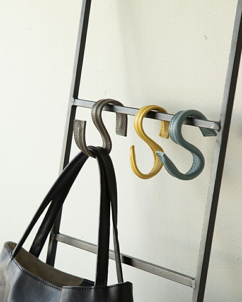 フリーフックの色：トープ・イエロー・サックス