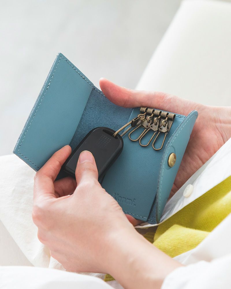 キーケースの色：ソライロ