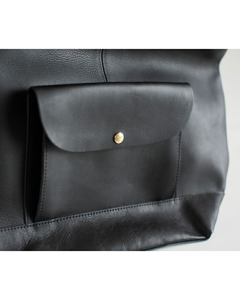 リュックの色：ブラック