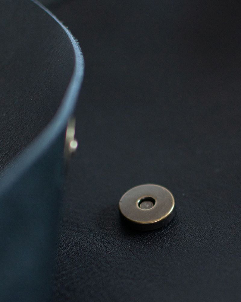 リュックの色：ブラック