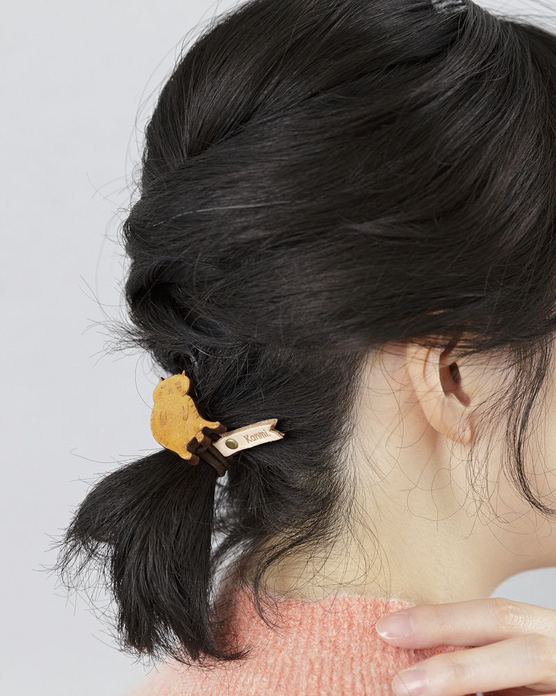 ヘアアクセサリーの種類：寝ころびトラ