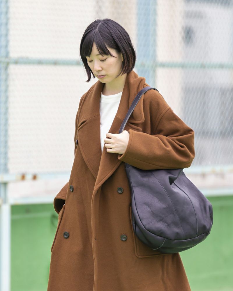 トートバッグの色：ブラック