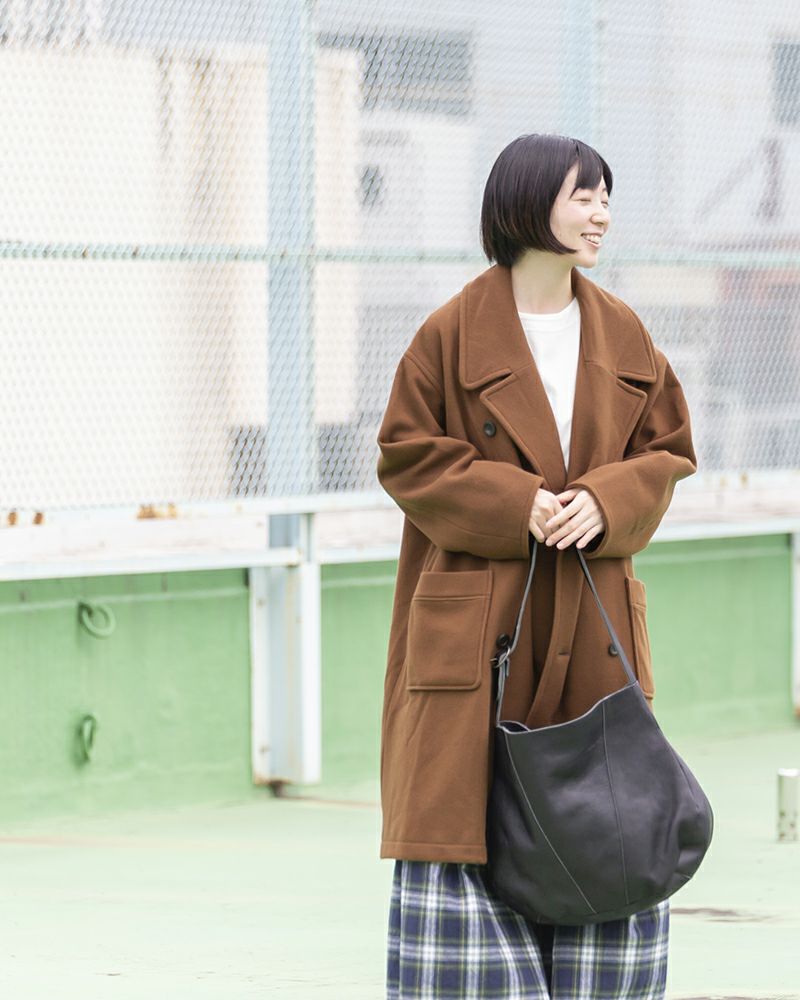 トートバッグの色：ブラック