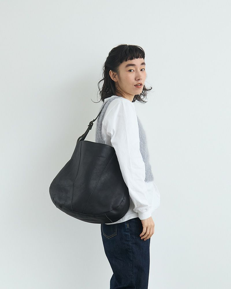 トートバッグの色：ブラック
