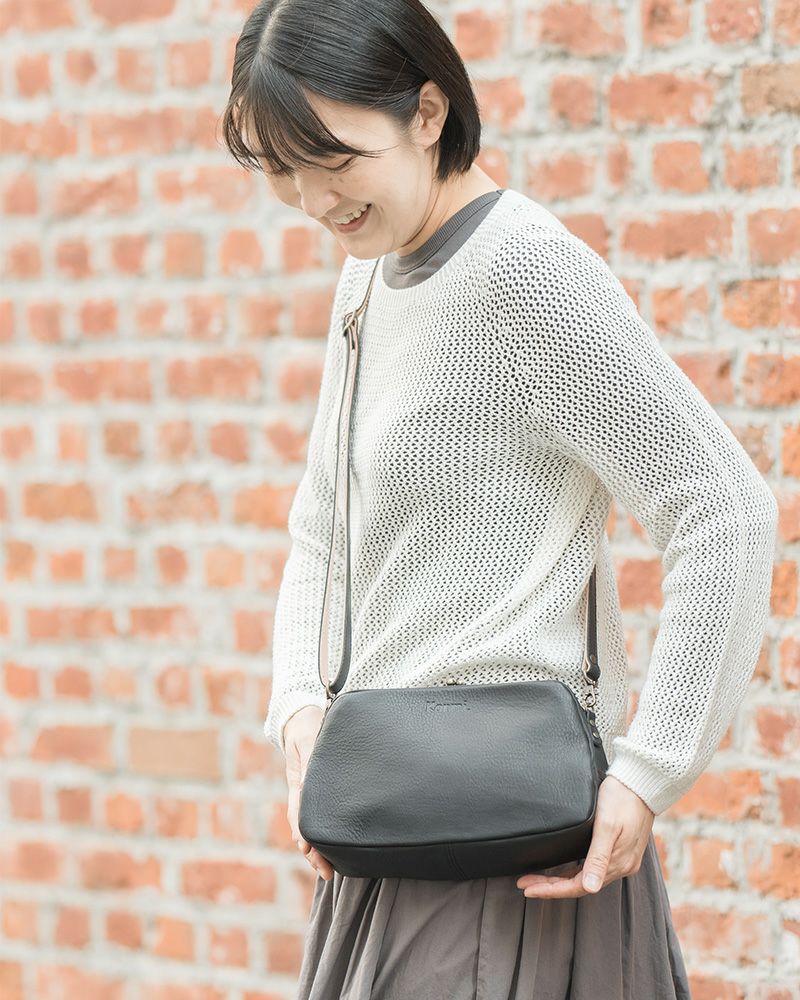 新しくブラックが登場しました（がま口の色：ブラック）