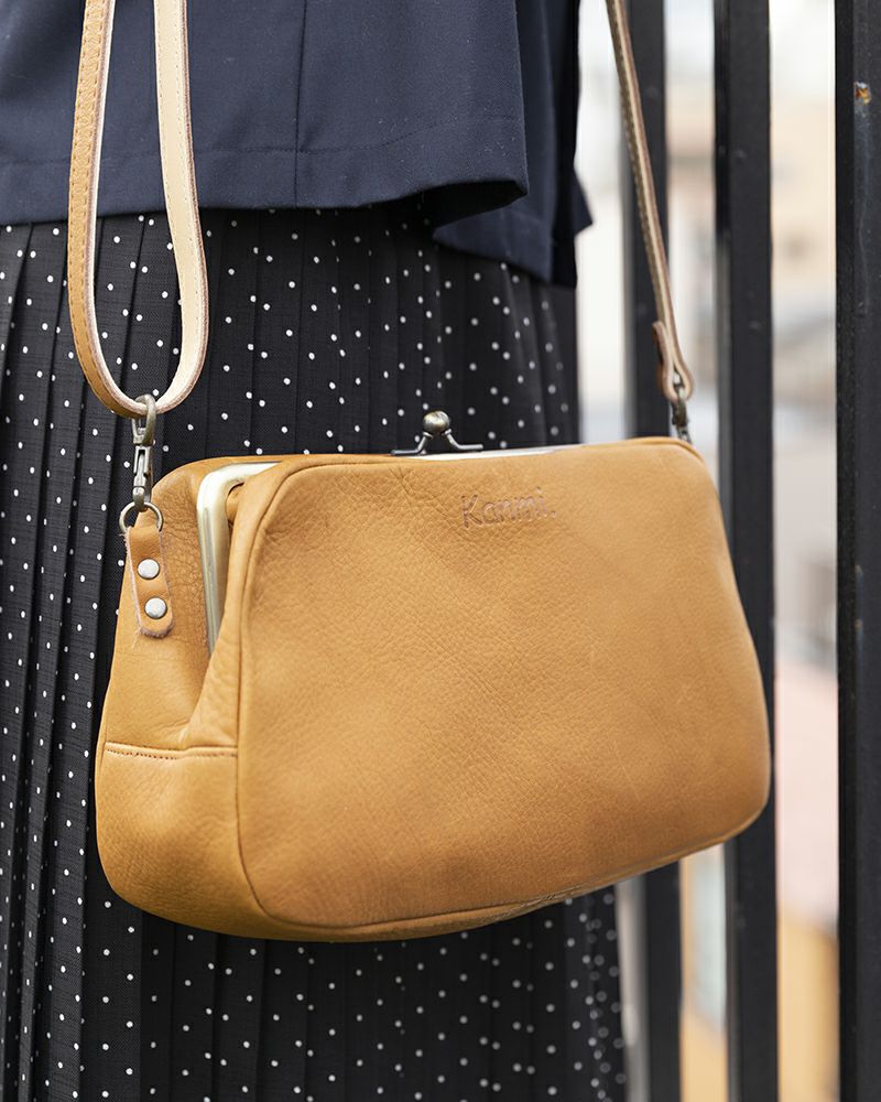 ふかふかなレザーバッグ（がま口の色：ミルクチョコ）