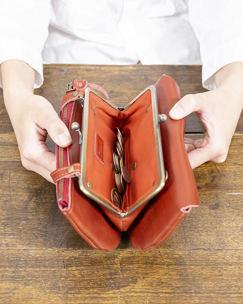 がま口の色：チェリーレッド