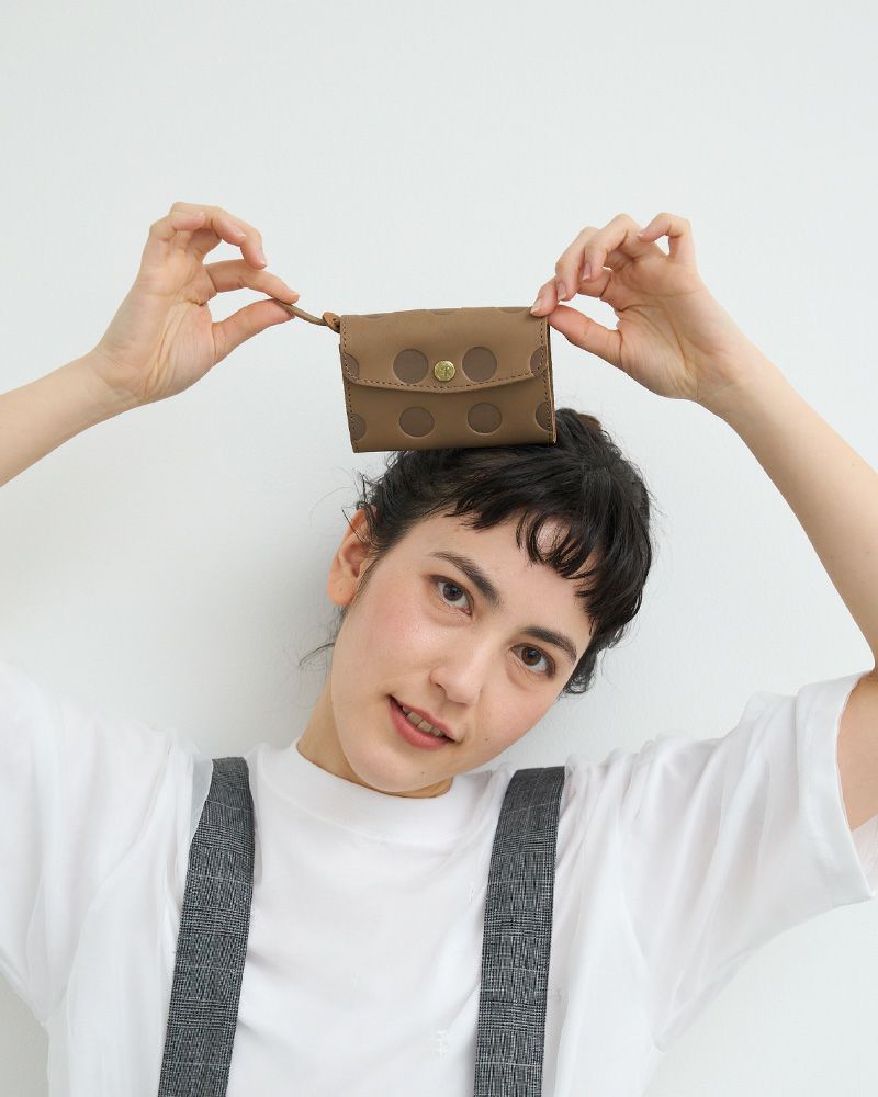 ミニ財布の色：チェリーレッド