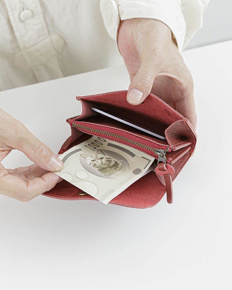 ミニ財布の色：チェリーレッド