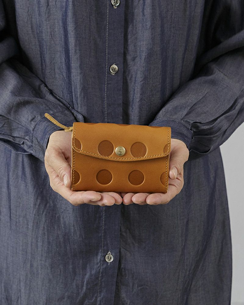 ミニ財布の色：キャラメル