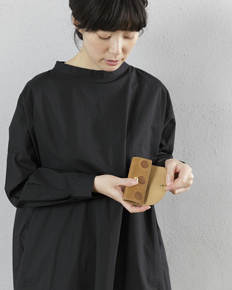 キーケースの色：アッシュ グレー