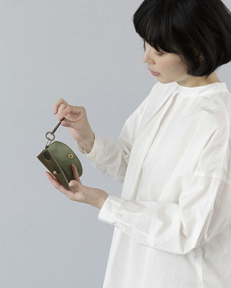 キーケースの色：オリーブグリーン