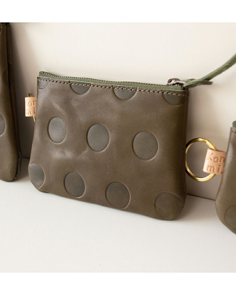  キャンディ フラットポーチ（M）  （ポーチの色：オリーブグリーン）