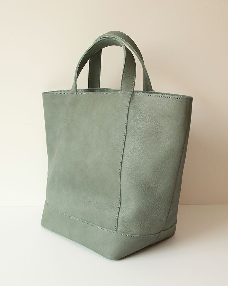 バッグの色：キャットブルー