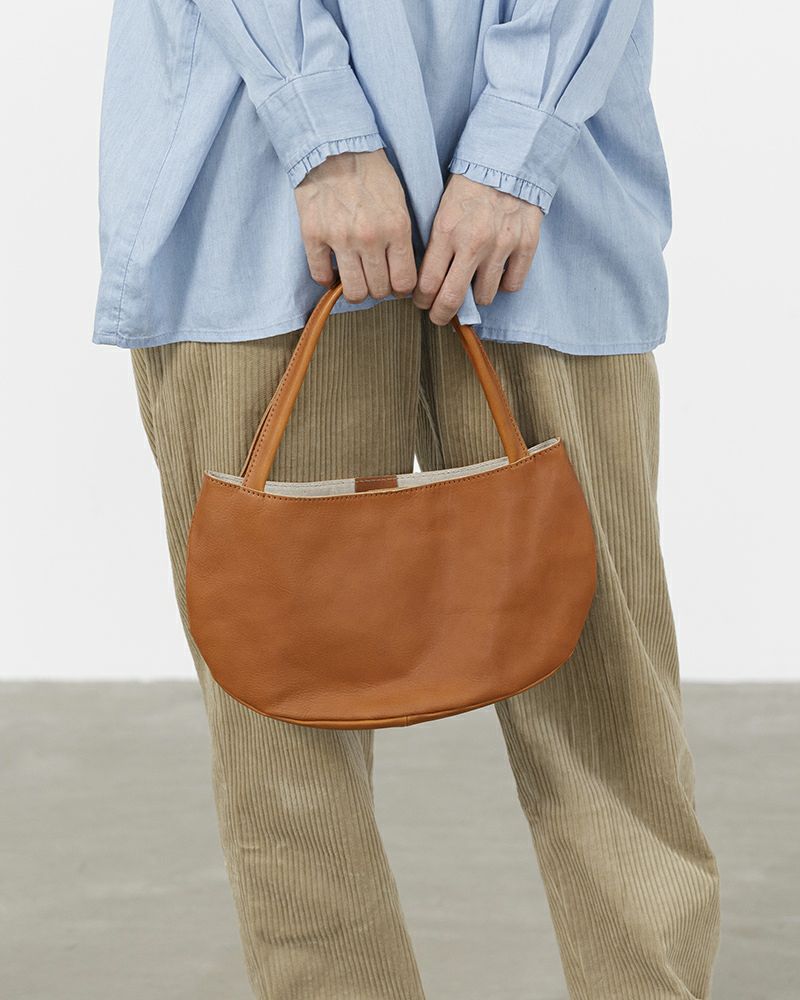 トートバッグの色：キャラメル