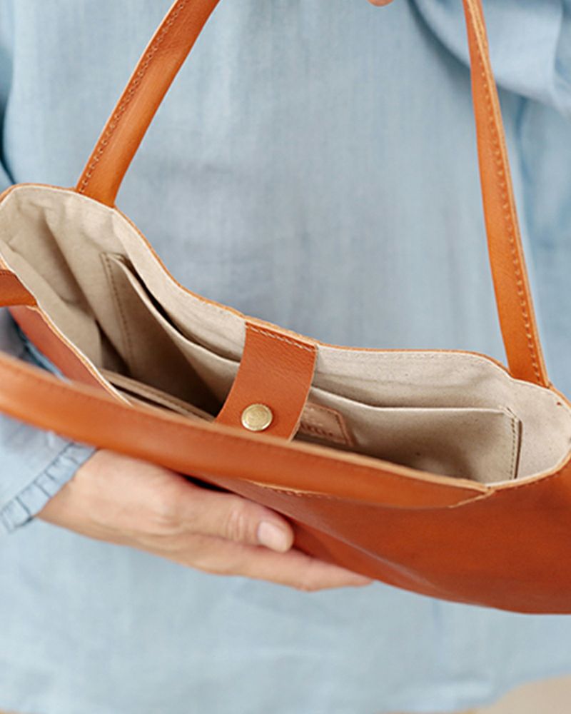 トートバッグの色：キャラメル