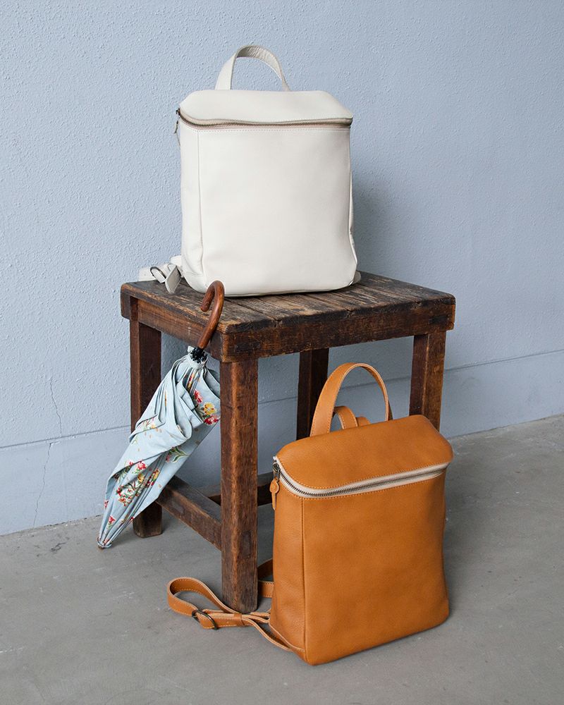 A4が入るのにスリム「All story BOXリュック」 | Kanmi（カンミ）公式