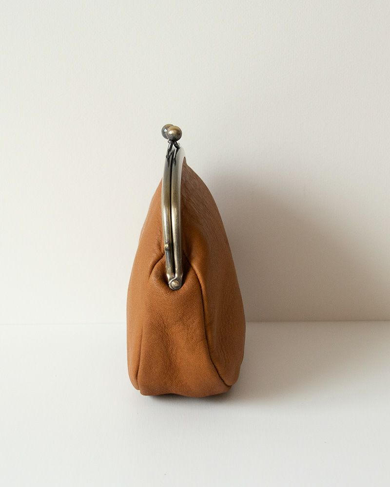 がま口の色：ミルクチョコ