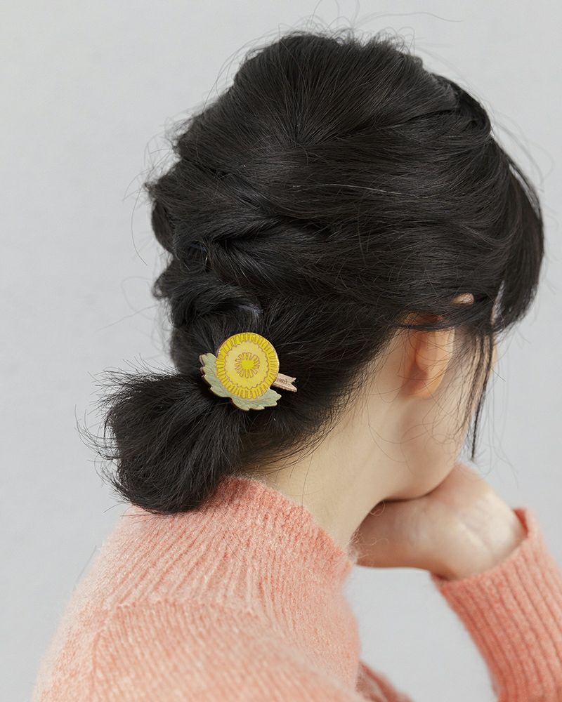 ヘアアクセサリーの種類：タンポポ