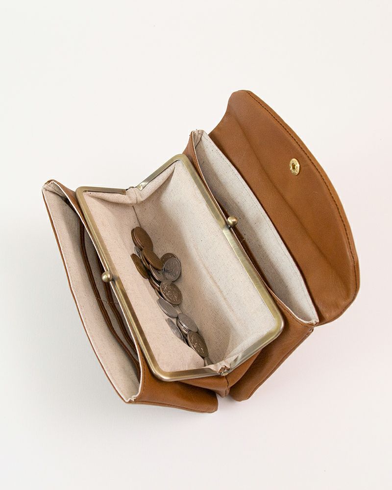 がま口の色：モカグレー