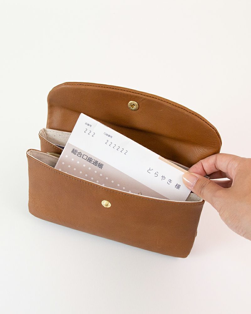 がま口の色：モカグレー