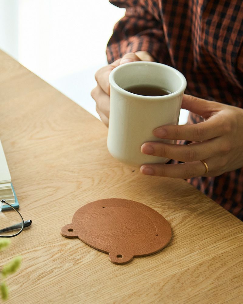 コースターの色：キャメル