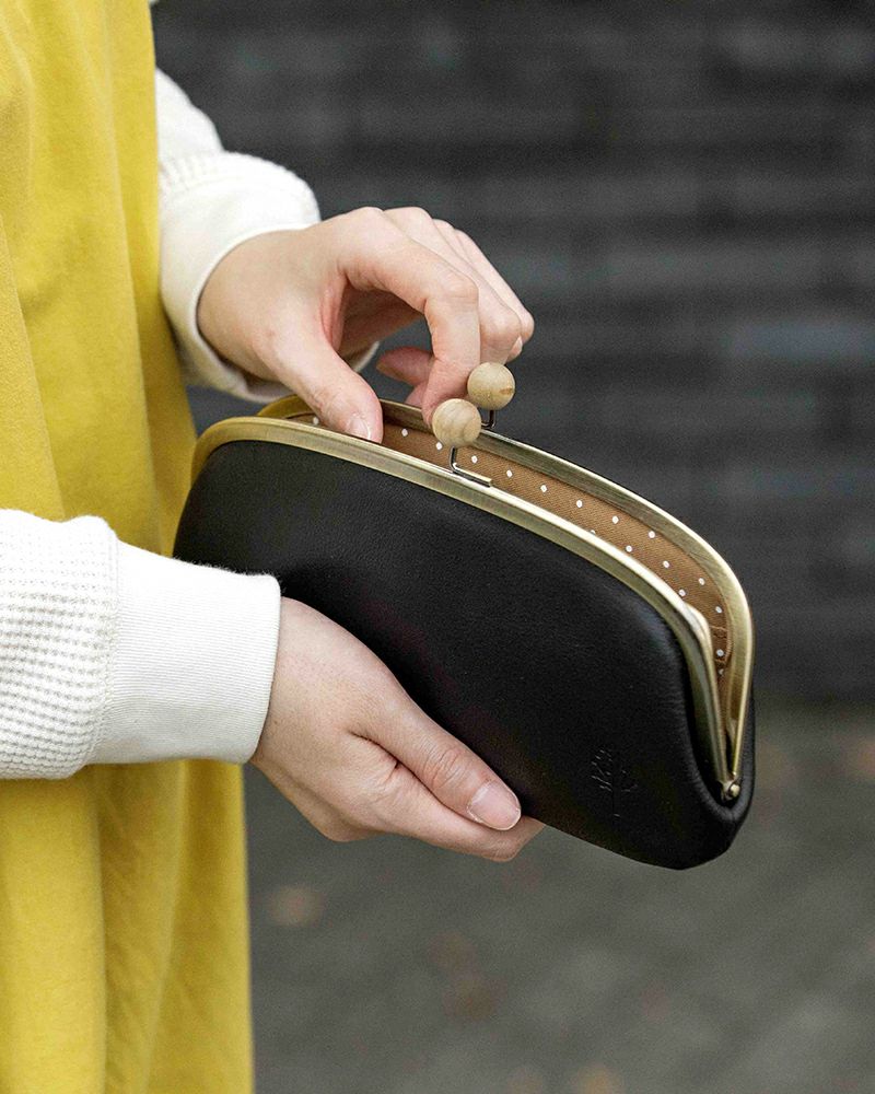 がま口の色：クロ