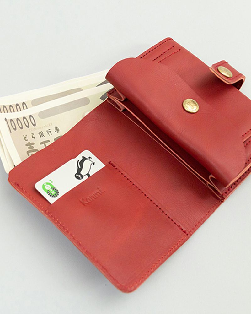 二つ折り財布の色：レッド