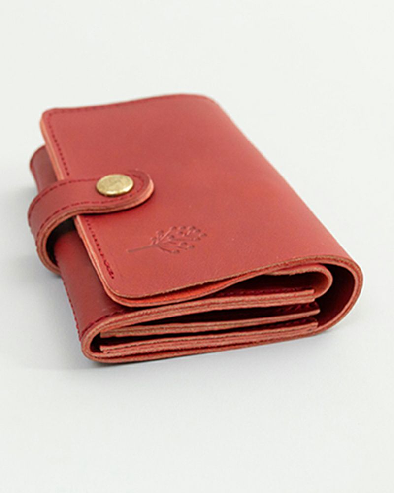 二つ折り財布の色：レッド