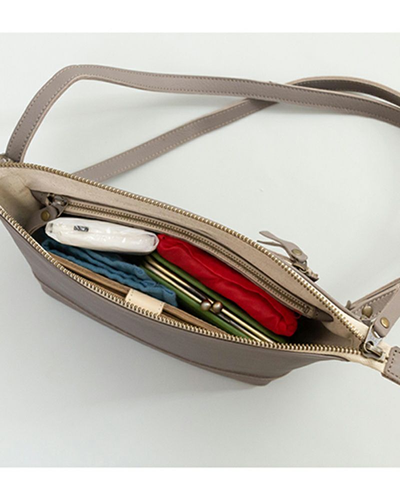 お財布ポシェットの色：ピュアグレー