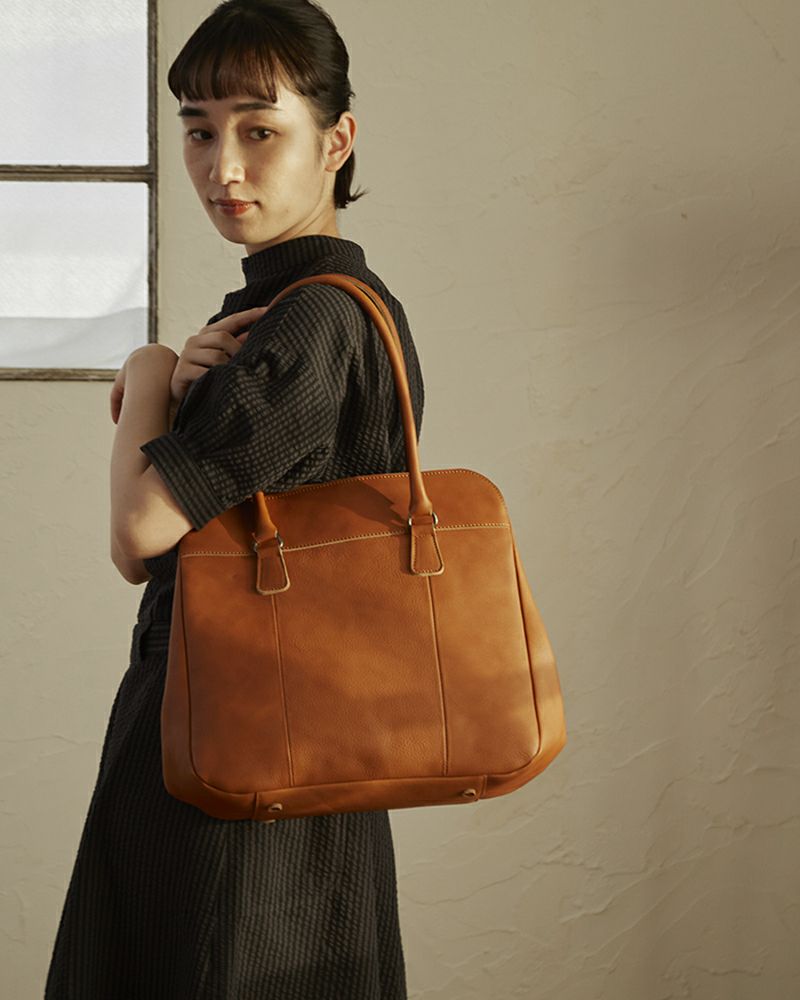 がま口トートの色：キャメル