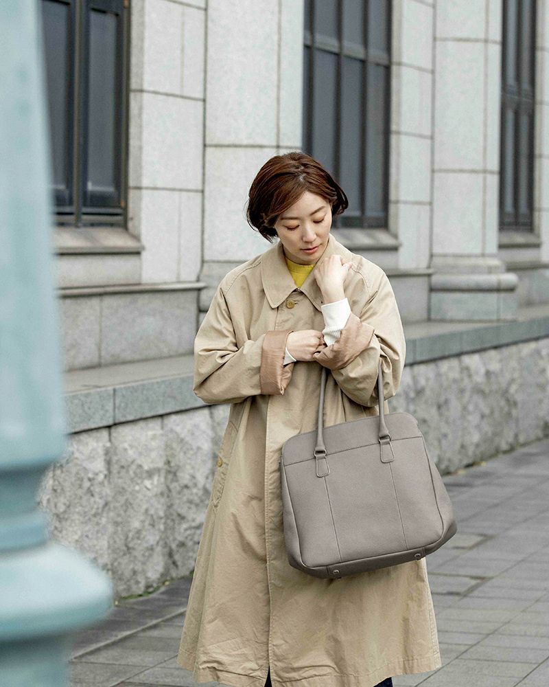 がま口トートの色：ピュアグレー