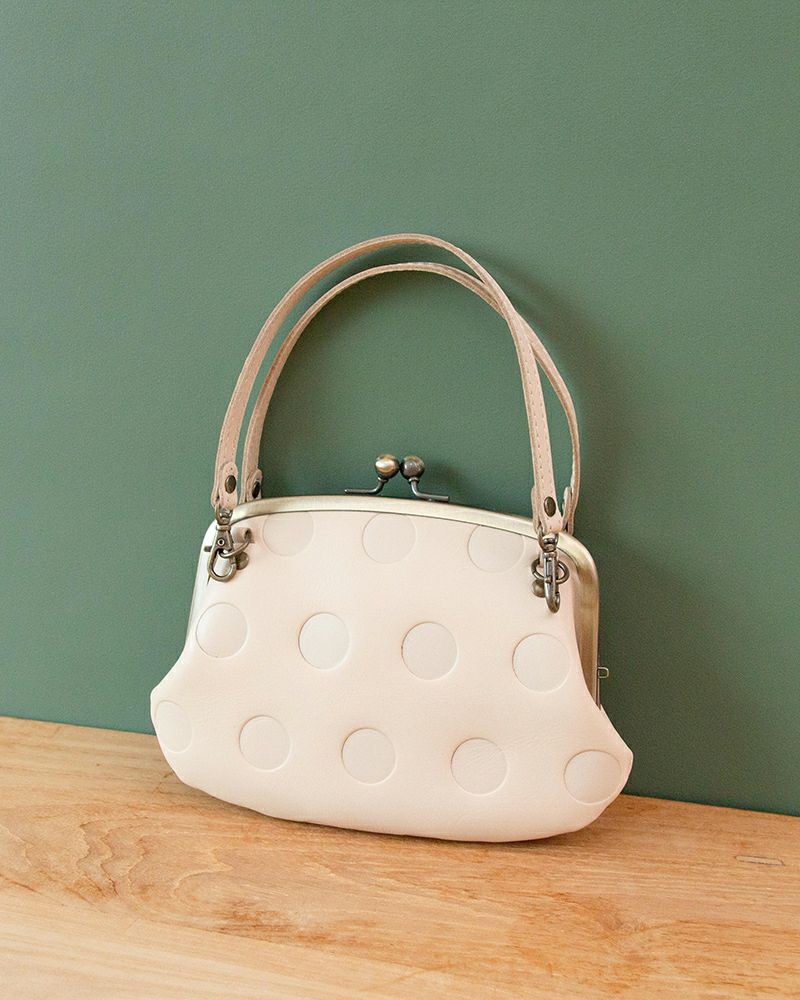 がま口の色：バニラ