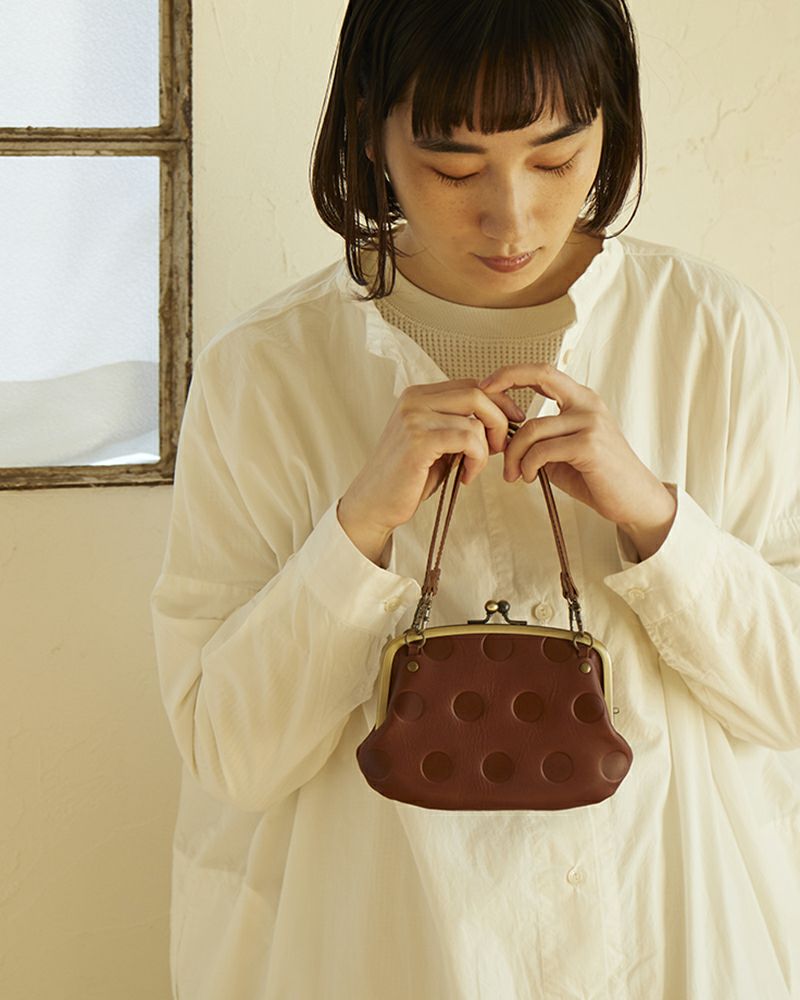 がま口の色：ダークブラウン