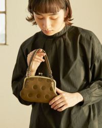 がま口の色：アッシュ グレー