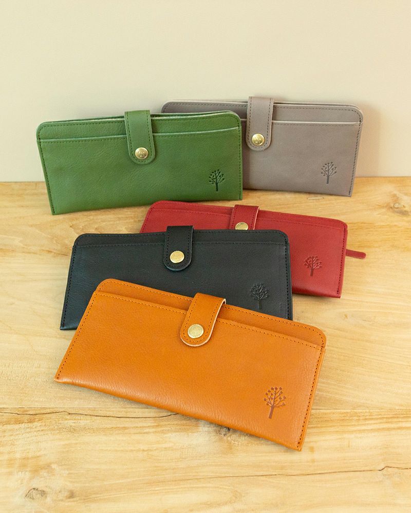 長財布の色：下から　キャメル・クロ・レッド・グリーン・モカグレー