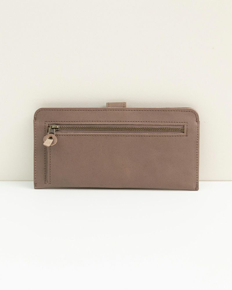 長財布の色：モカグレー