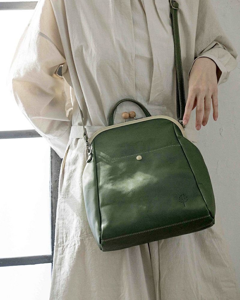 がま口バッグの色：グリーン