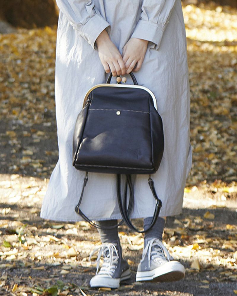 がま口バッグの色：クロ