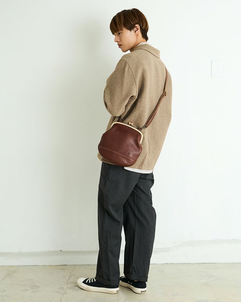 メンズも使える、がま口ポシェット／がま口ポシェットの色：ダークブラウン