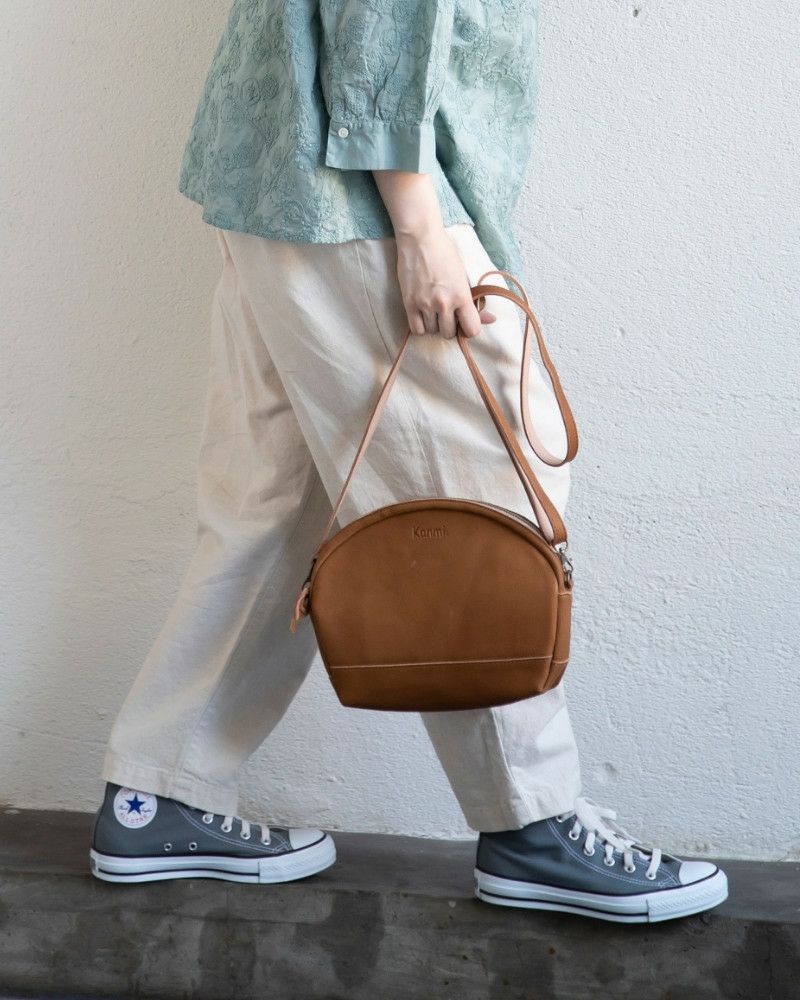 ポシェットの色：ミルクチョコ